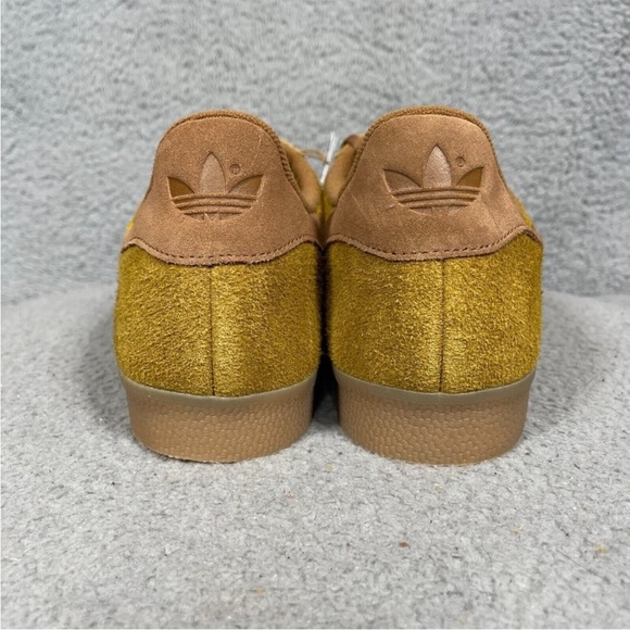 adidas Gazelle Bronze Strata Suede Gum Sole - Picture 13 of 14